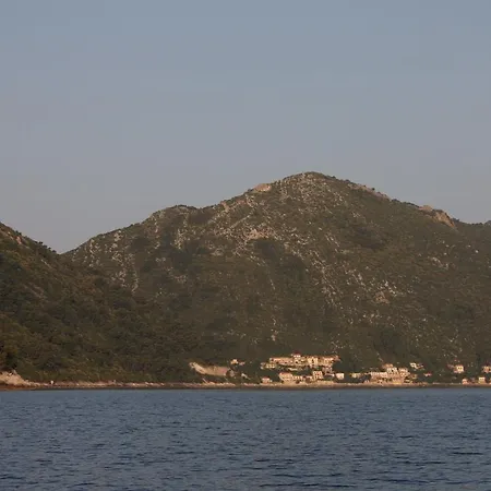 Apartment By The Sea Sobra, Mljet - 4908 Babino Polje